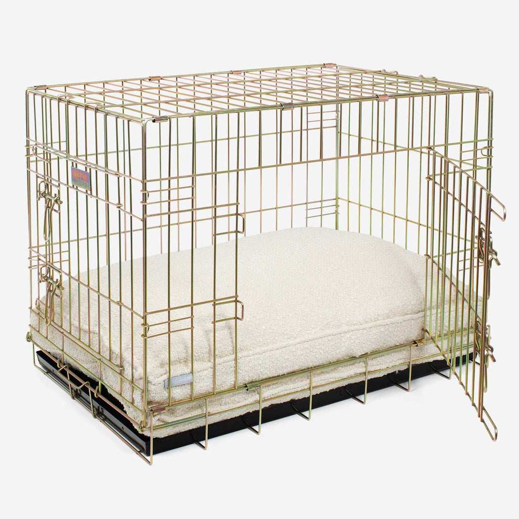 Coussin pour chien fait main en bouclé ivoire, lavable en machine, doublure résistante à l'eau