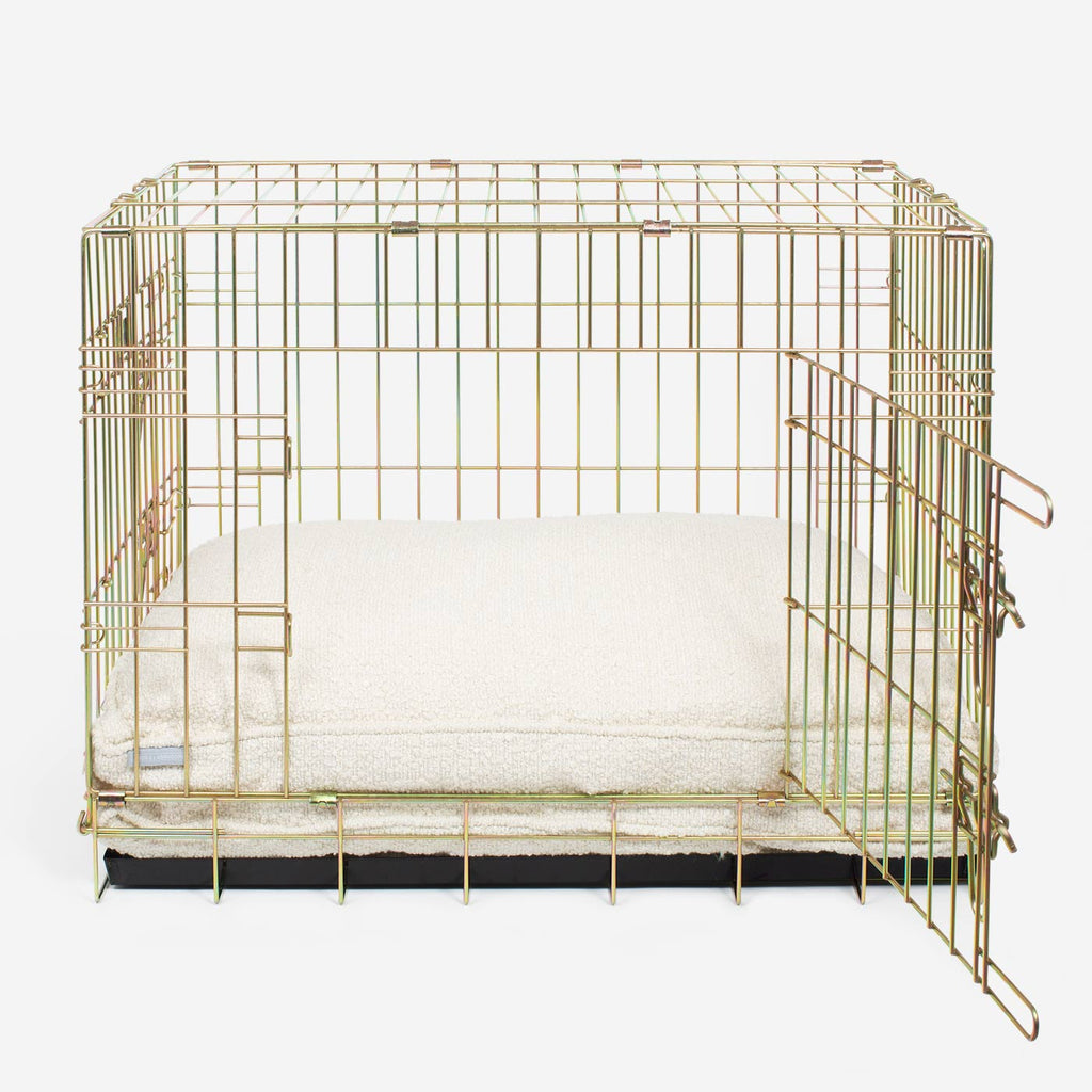 Coussin pour chien fait main en bouclé ivoire, lavable en machine, doublure résistante à l'eau